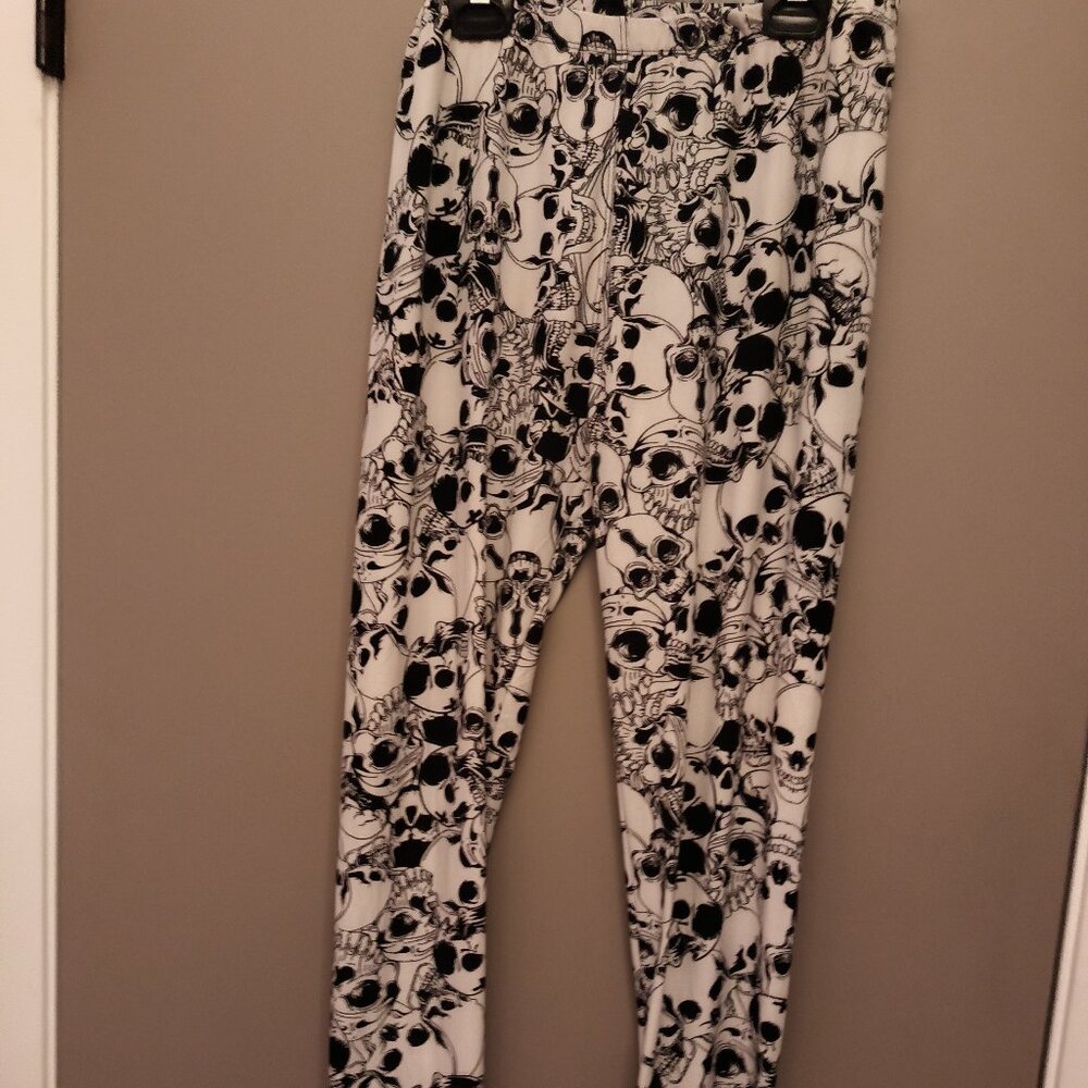 Women's KYRA White ) Black Skulls lounge pants  PLUS SIZE